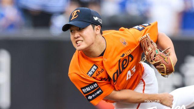 신인 투수가 PO 선발 등판...김경문 감독 