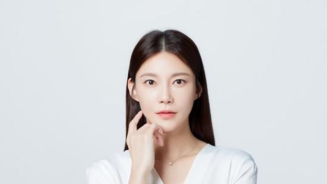 차예련, 기쁜 소식 전했다…HB엔터와 재계약 [공식]