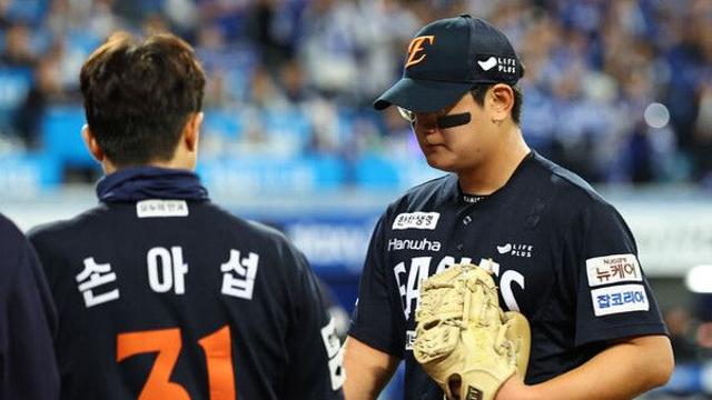 김경문표 '믿음의 야구', 이번엔 김서현…멘털 극복 최우선 과제[PO]