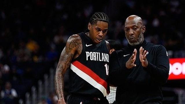 '올스타 가드' 천시 빌럽스 감독 포함 34명...NBA 불법 스포츠 베팅·사기 도박 혐의 체포