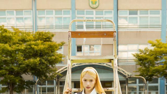 ‘댄스 폭격기’ 미소, ‘스포트라이트’ 전격 컴백