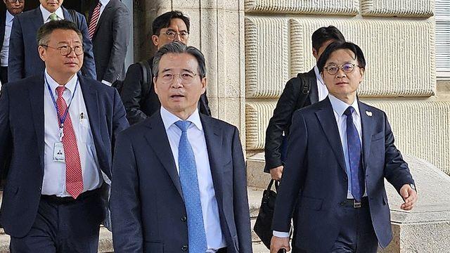 김용범·김정관, 美 러트닉과 추가협상 마치고 내일 새벽 귀국