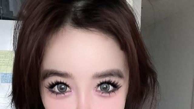 박봄, 양현석 가짜 고소에 이어 반려견에 립스틱 동물학대 논란