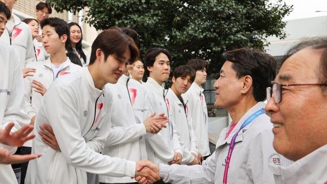 강원도, 26년 만에 전국체전 6위…김진태 지사 