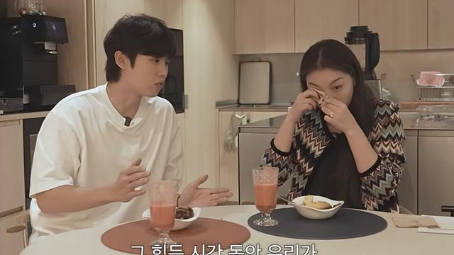 ‘신혼’ 에일리 “자연임신 어려워…몸 혹사해왔나” 눈물 고백