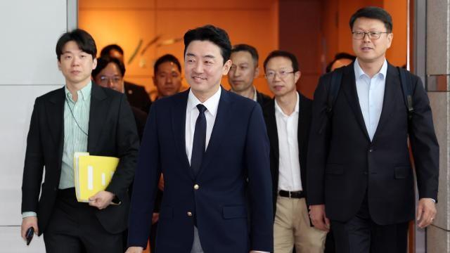 '방산 특사' 강훈식 비서실장 귀국…