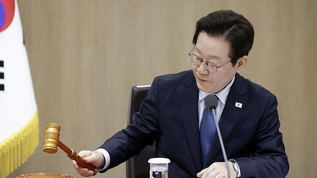 [조원C&I] 李 대통령 지지율 49.4%…부동산 대책 후폭풍에 취임 후 첫 50%대 붕괴