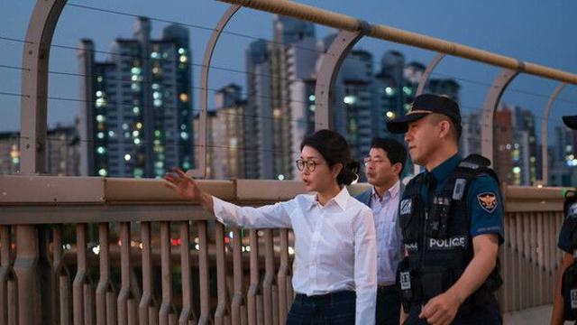 경찰, '김건희 마포대교 경호 논란'에 