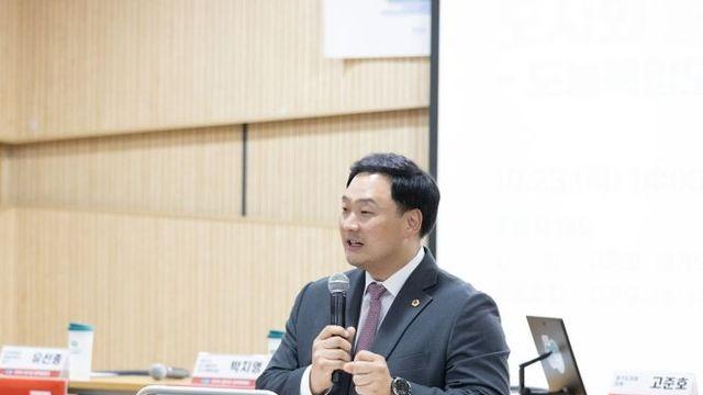 경기도의회 고준호 의원 “도시와 농촌, 두 개의 삶을 하나로 묶다” 120명 몰린 파주 토론회 ‘후끈’