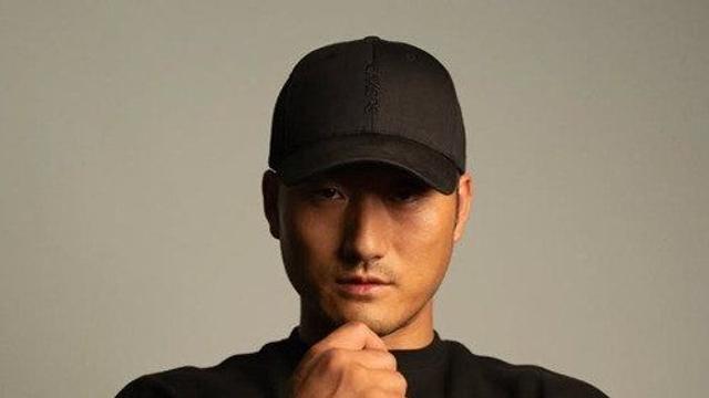 팔씨름은 자신있었다는 20대 최홍만
