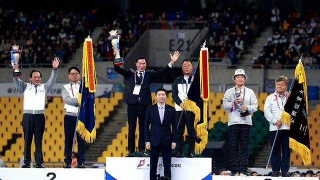 경기도, 전국체전 4회 연속 종합 우승…'4관왕' 황선우, 4번째 MVP(종합)