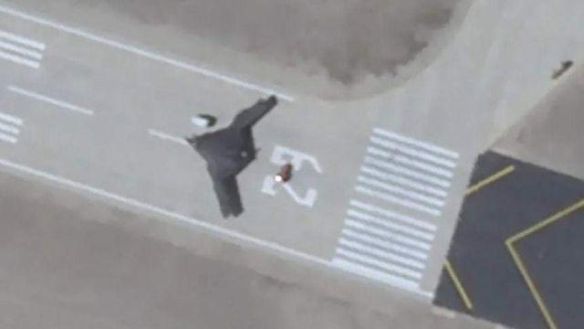 날개폭 42m 中 스텔스 무인기 GJ-X, 시험비행 영상 유출 (영상)