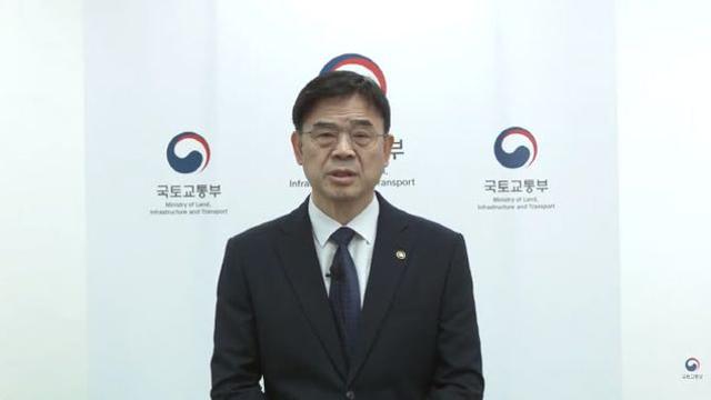 '투자 달인' 이상경, 대국민 사과에도…사퇴 요구 빗발쳐(종합)