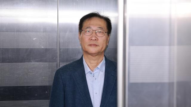 '런종섭 의혹' 박성재 전 법무부 장관 특검 출석…