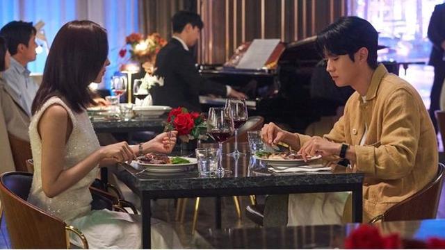 '우주메리미' 최우식, 정소민은 어쩌고…신슬기와 데이트 '포착'