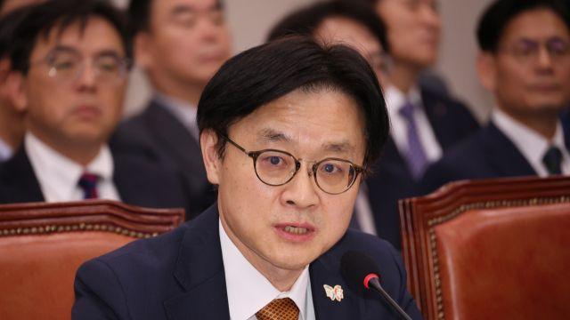 김정관 
