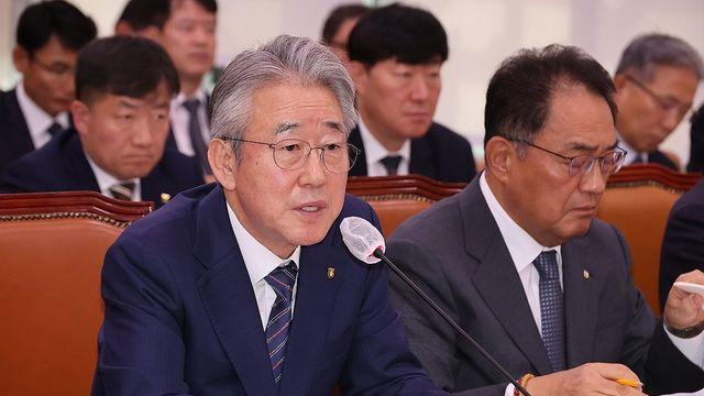 국감서 강호동 농협중앙회장 수뢰 의혹 집중포화