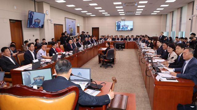 韓 자율주행 기업, 높은 기술력에도 저평가…외국인 투자규제 발목