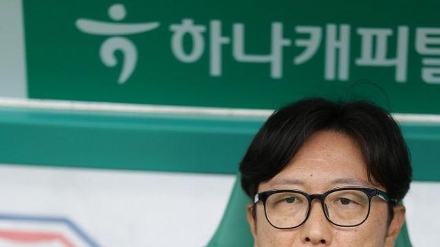 ‘4명 퇴장 악연’ 제주 김정수 “감정보다는 냉정한 플레이 주문”