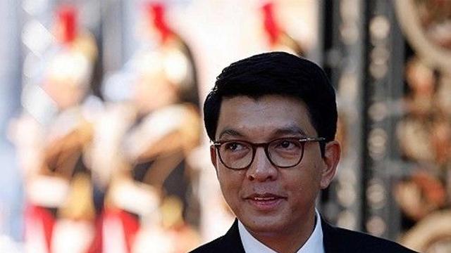 마다가스카르 과도군정, 축출된 前대통령 국적 박탈