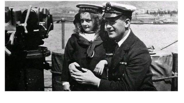 ☺6살 소녀가 입대한 썰