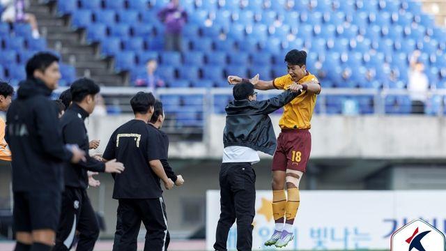 광주FC 박인혁 결승골로 안양 1-0 격파…K리그1 잔류 가능성↑