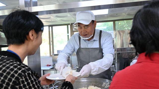 박형덕 동두천시장, 따뜻한 사랑나눔 배식 봉사