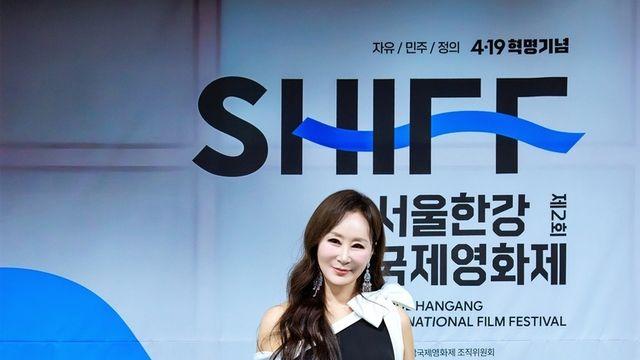 배우 겸 모델 이진, 한강국제영화제 초청…레드카펫 빛내