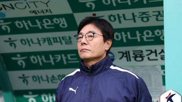 [K리그1 기자회견] 18년 만에 홈에서 포항 잡은 대전...'징크스 브레이커' 황선홍 감독 