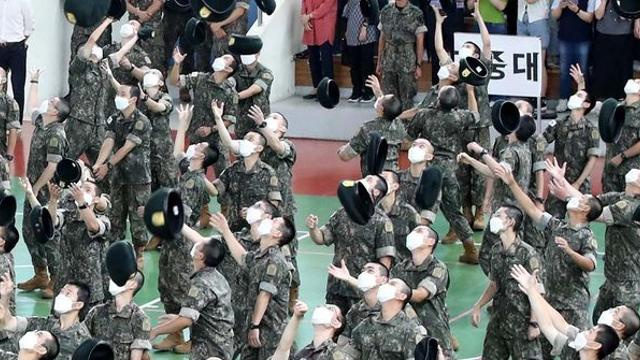 육군 장병 휴가·외출 때 모습, 앞으론 완전히 바뀐다