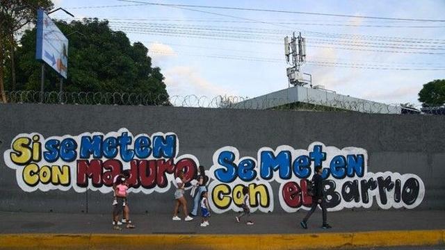 미국, 비시민 출입국자 얼굴 인식 전면 의무화…12월 26일부터 시행