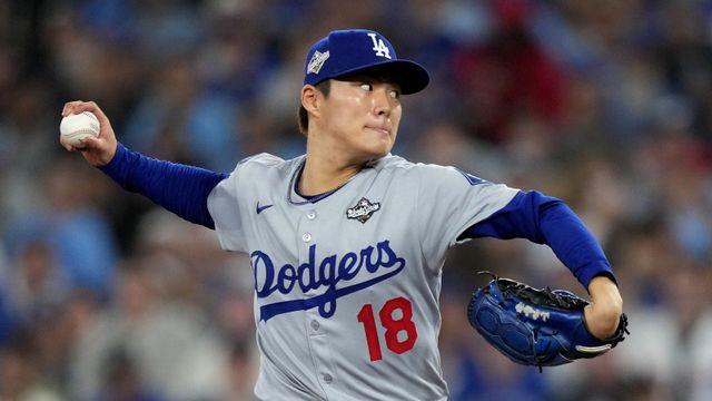 “모든 것 해낼 수 있는 투수” 야마모토 PS 2연속 완투승 괴력…LA 다저스, 토론토 꺾고 월드시리즈 승부 원점