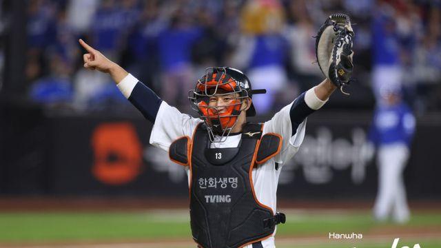 한화 주전 포수 최재훈이 전한 도루왕 봉쇄법…”일단 출루부터 막고, 계속 견제한다” [KS1]