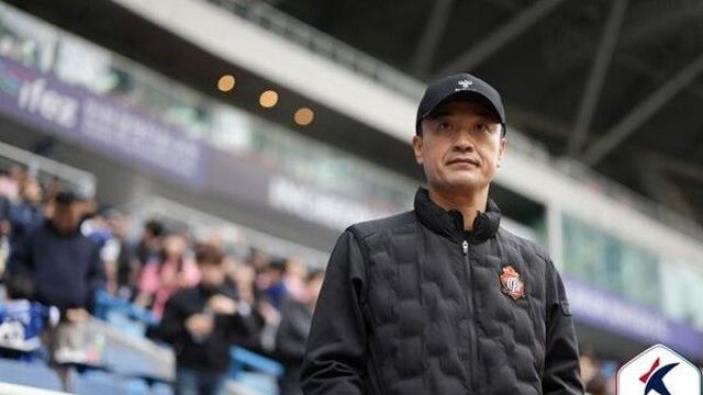 인천에 패배한 김필종 경남 감독대행