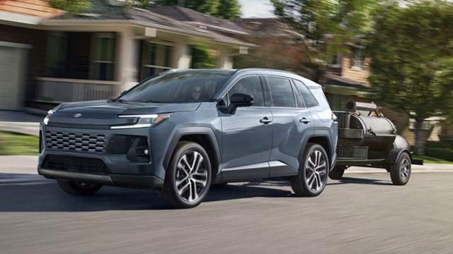 [재팬 모빌리티쇼 2025] 토요타 RAV4 이렇게 변했다! 이전 모델과 달라진 점은?