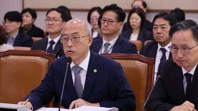 [이슈] 조원철 법제처장 '이재명 모두 무죄'에  野 