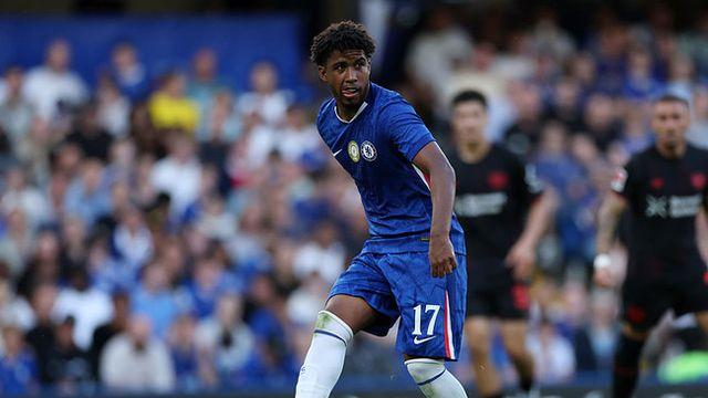 ‘PSG-AC밀란이 노렸던’ 특급 MF, 맨유로 이적하나... “첼시를 설득하기 위한 제안 고려 중”