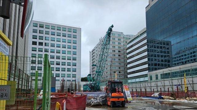 日·中 사례 봤더니···경기부양 목적 건설투자는 ‘역효과’