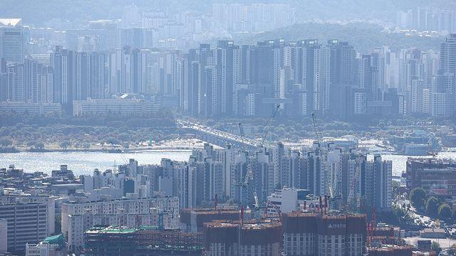 연이은 부동산 대책에도…소비자 집값 상승 기대는 4년만에 최고