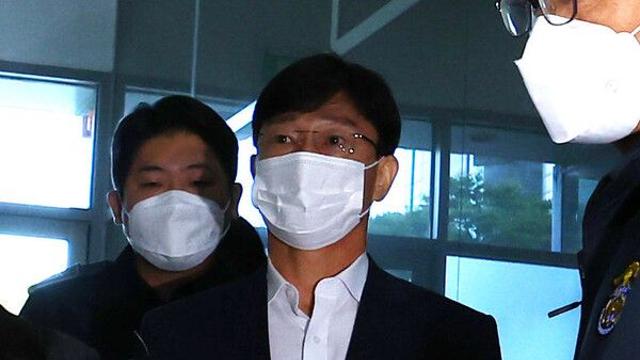 해병특검, '구속 후 첫 소환' 임성근 12시간 '구명 로비' 조사