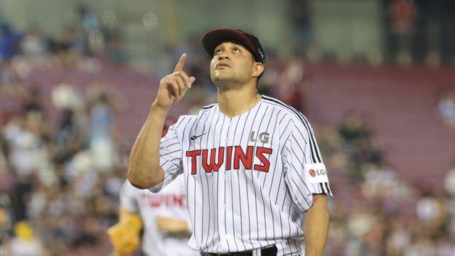 치리노스 3차전 등판도 불투명...염경엽 LG 감독 