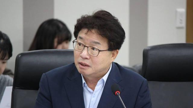 與 염태영
