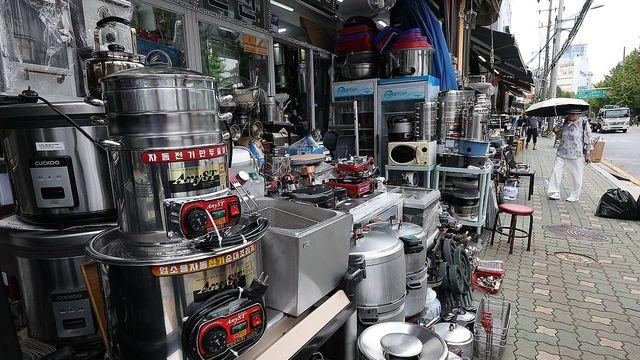 국내기업 경기 전망 44개월 연속 부정적…비제조업 중심 악화