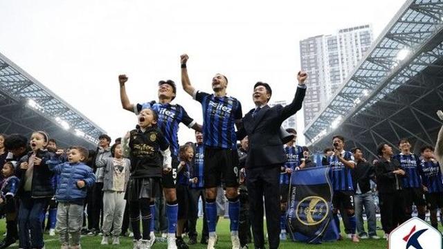 강등 1년 만에 '승격' 인천, K리그2 시상식 싹쓸이까지 도전