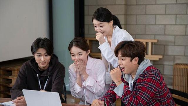 노동절, 공휴일 되면…내년 5월 초엔 황금연휴?