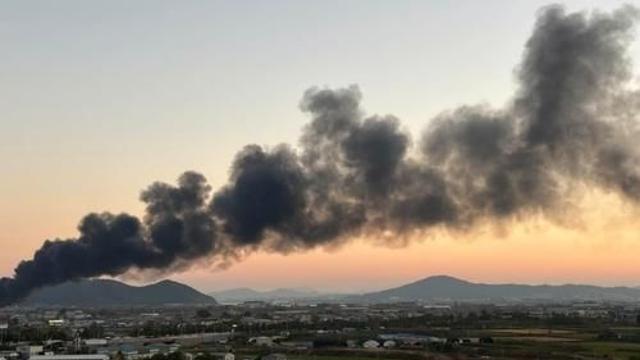 김포 양촌읍 공장 화재, 1시간여 만에 초진…인명피해 없어