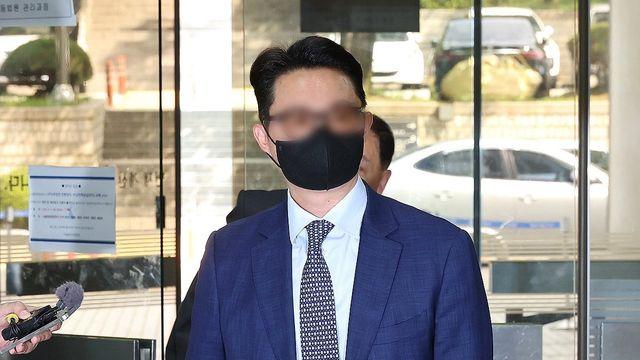 샤넬 매장 직원