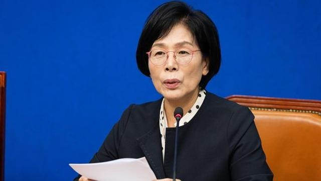 “최민희, 억대 걷었을텐데 흔적남는 계좌입금 930만원만 반환? 현금봉투는?”