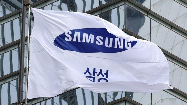 [속보] 코스피 사상 첫 4000 돌파...삼성전자 '10만 전자' 달성