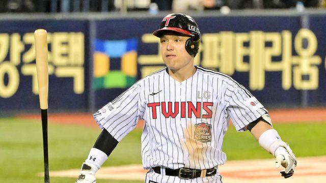 방망이 날고 박동원도 날았다! 류현진 상대 투런포…3회에 벌써 '2안타 1홈런 4타점' MVP급 대활약 [KS2]